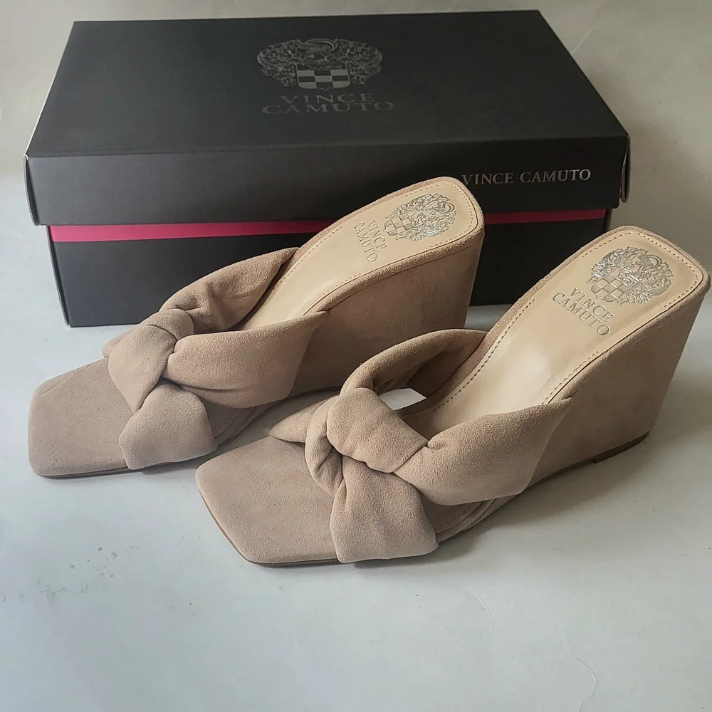 Vince Camuto Rennaya Suede Wedge Sandals Beige - Picture 7 of 10